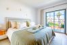 Apartamento em Carvoeiro - Casa Francesca, renovated luxury townhouse walking distance of Carvoeiro