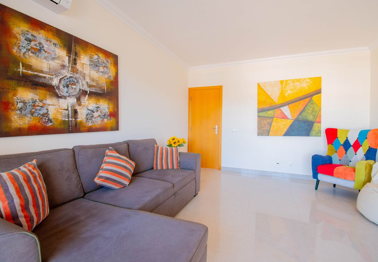 Apartamento em Carvoeiro -  Lily Fabulous 1 Bed Apt with Roof Terrace & Pool  