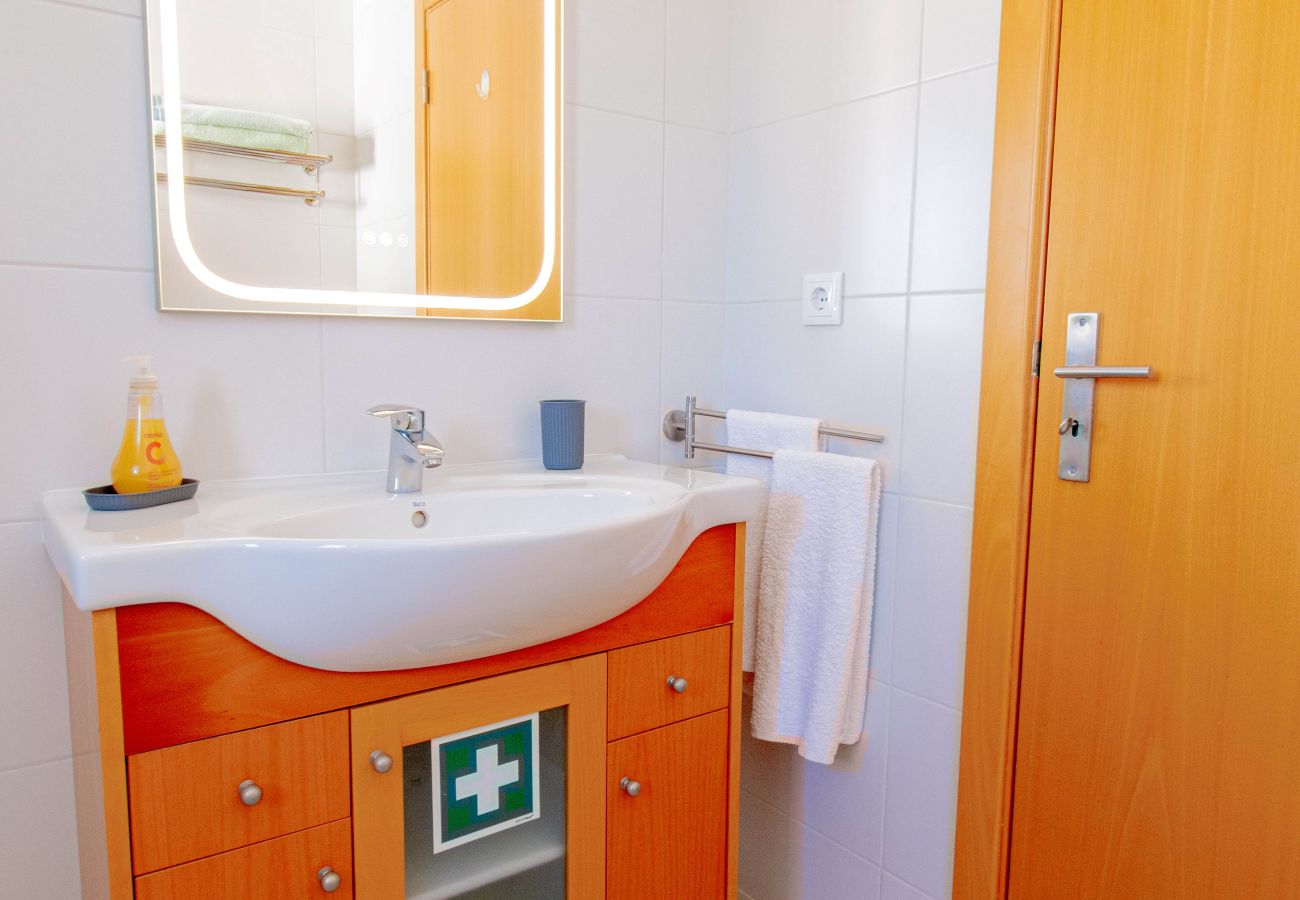 Apartamento em Carvoeiro -  Lily Fabulous 1 Bed Apt with Roof Terrace & Pool  