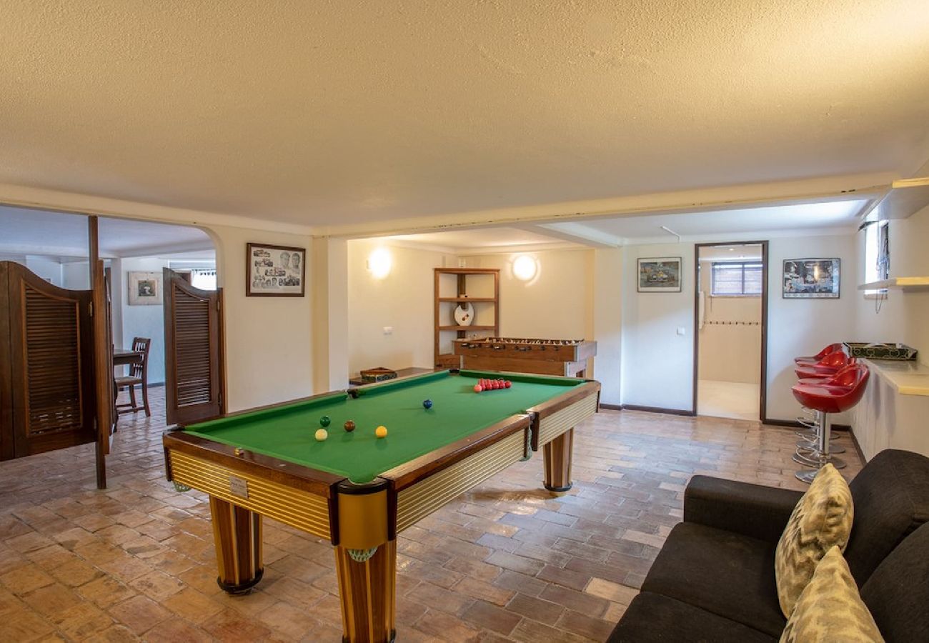 Villa em Carvoeiro - Casa Joy Spacious Villa With Private Pool & Game Room 