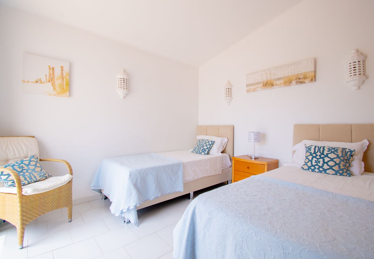 Villa em Carvoeiro - Spacius Family Villa With Private Pool! 