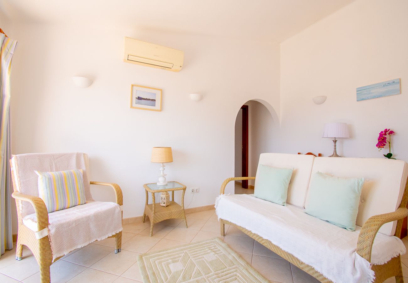 Villa em Carvoeiro - Spacius Family Villa With Private Pool! 