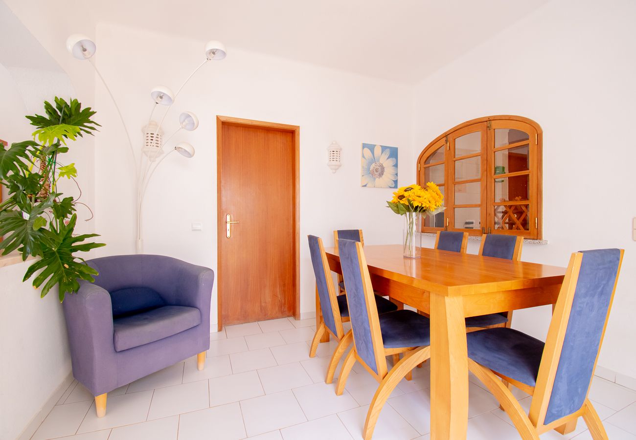 Villa em Carvoeiro - Spacius Family Villa With Private Pool! 