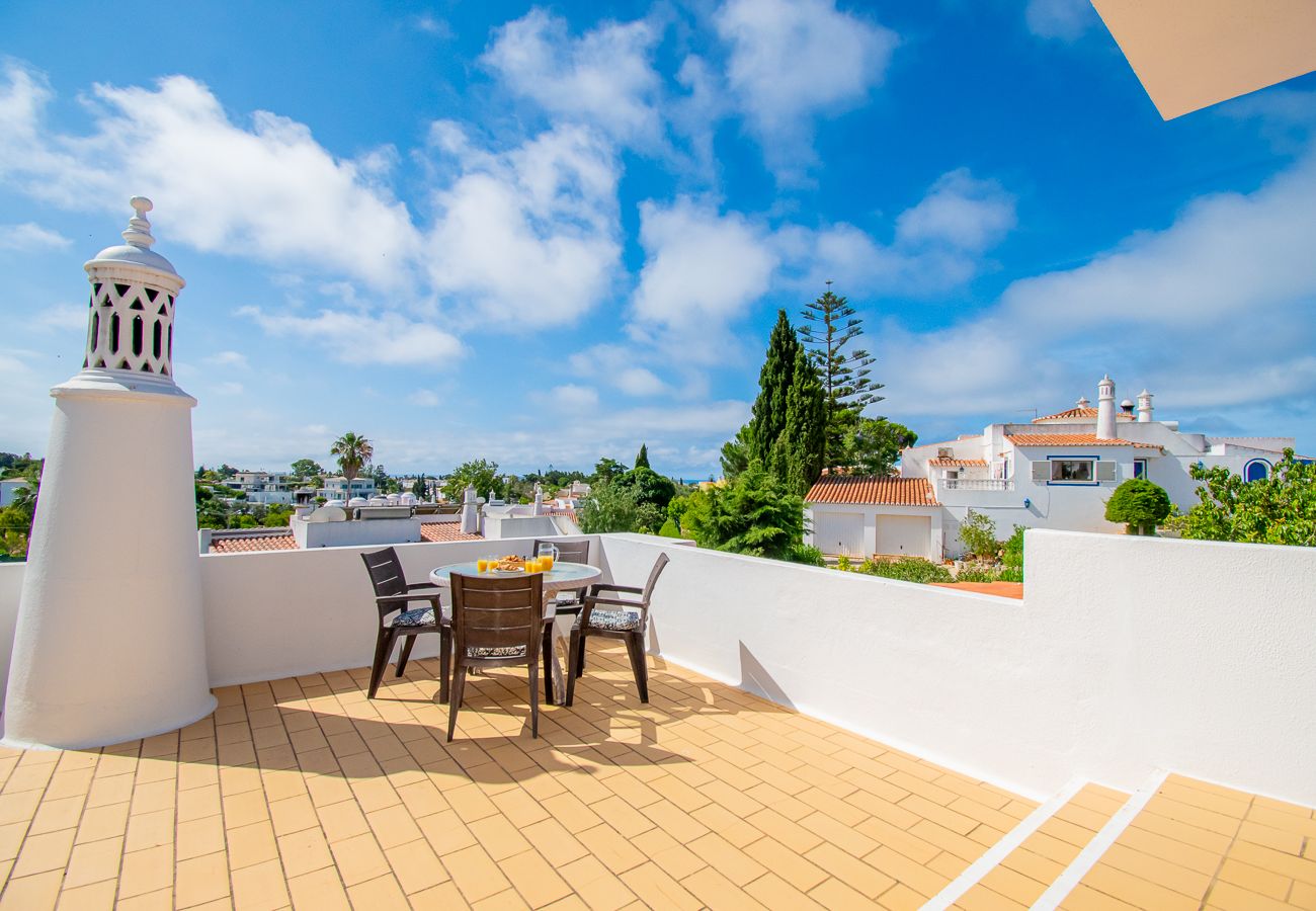 Villa em Carvoeiro - Spacius Family Villa With Private Pool! 