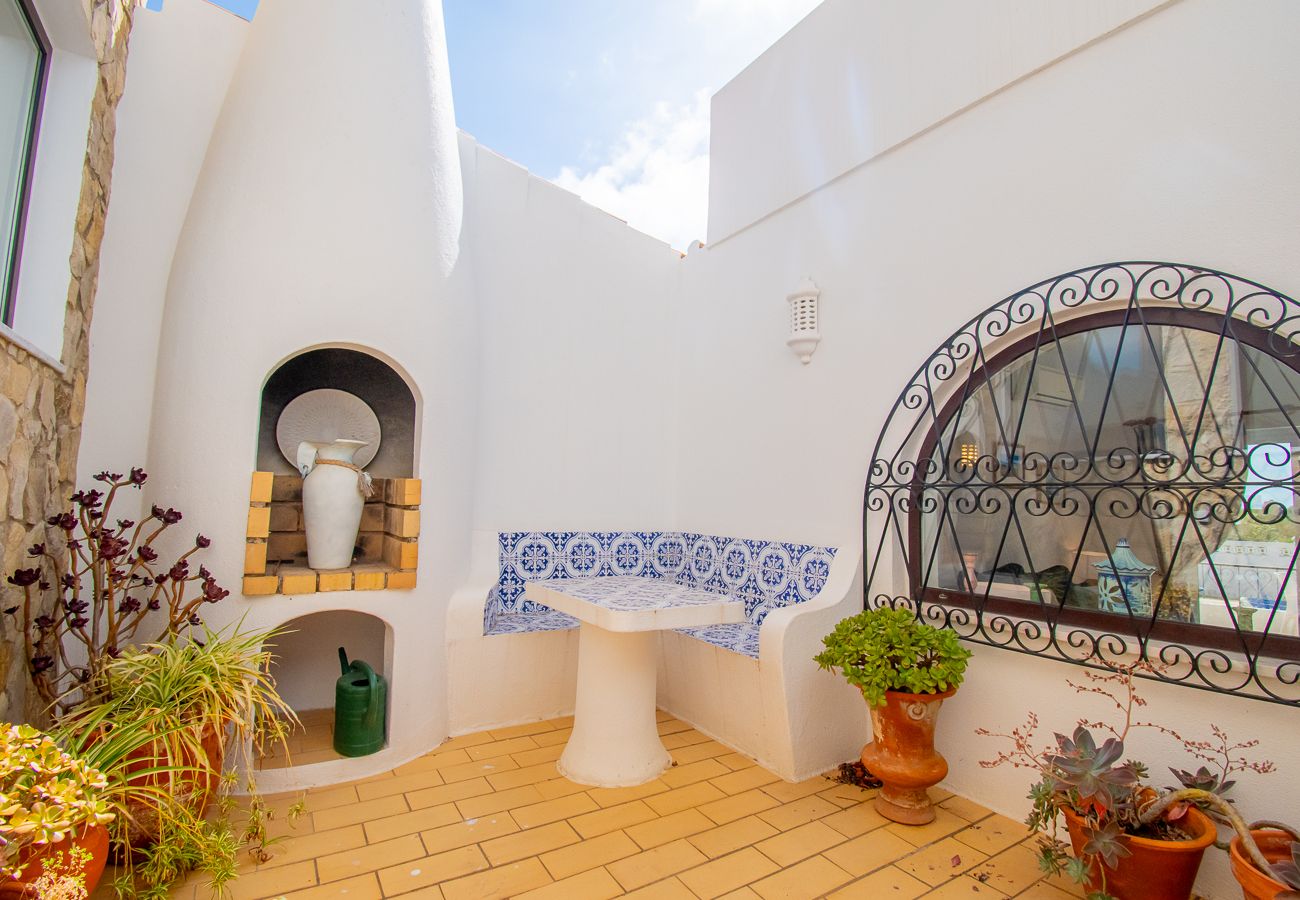 Villa em Carvoeiro - Spacius Family Villa With Private Pool! 