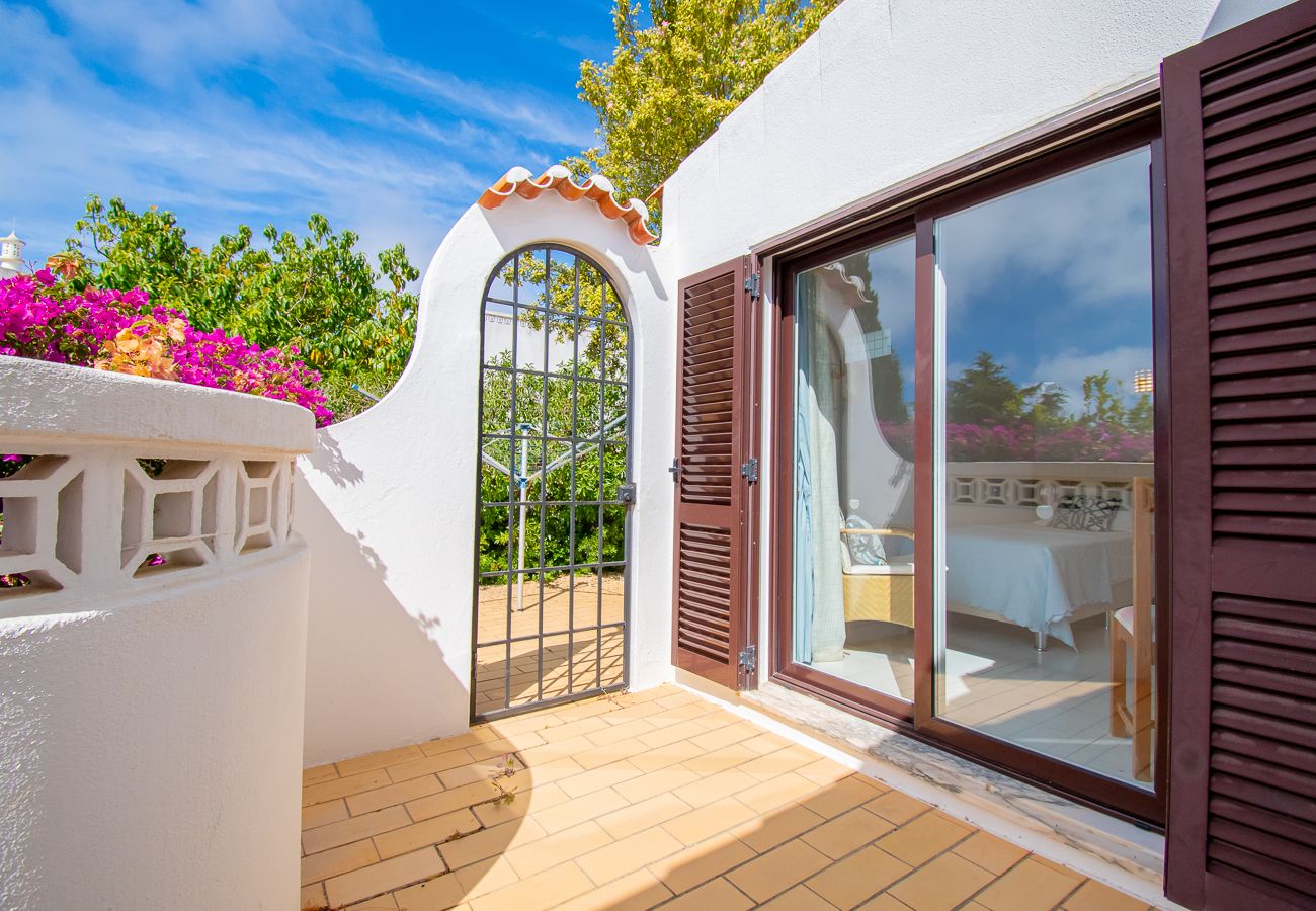 Villa em Carvoeiro - Spacius Family Villa With Private Pool! 