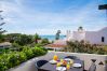 Villa em Carvoeiro - Casa Miguel: Stunning 3 bedroom villa on prestigious complex walking distance to beach