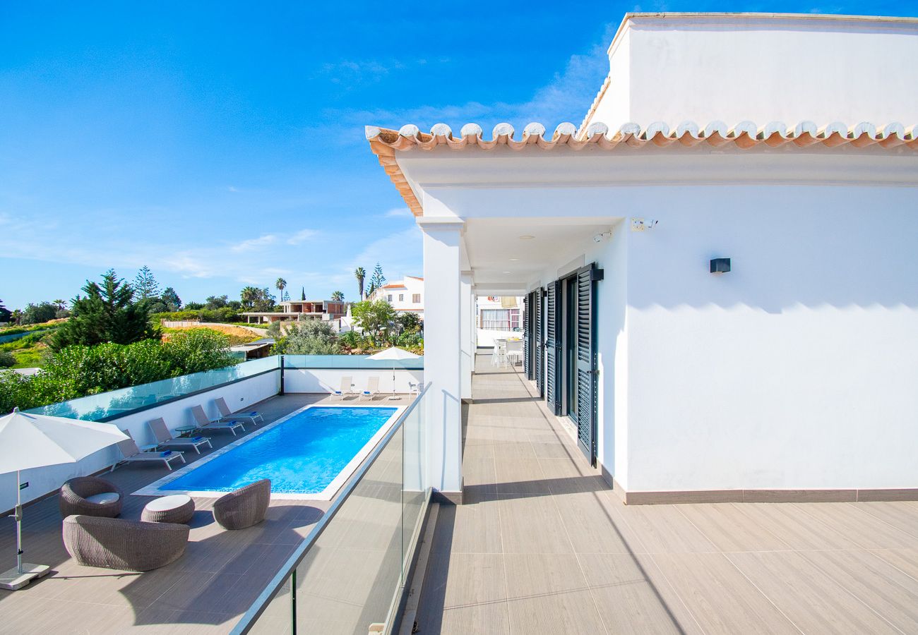 Villa em Carvoeiro - Ilha do Sol, a luxury villa in an ideal location!
