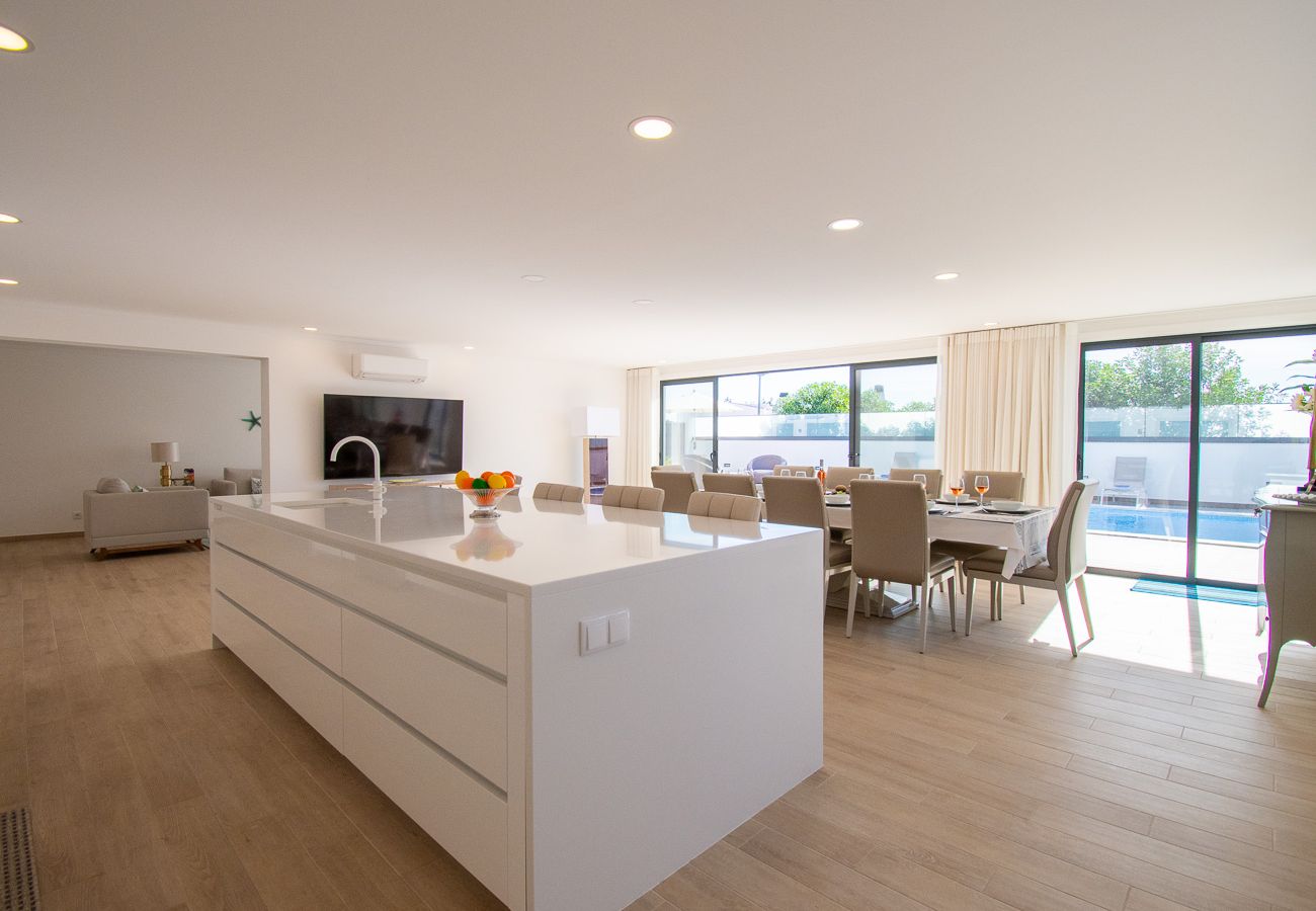 Villa em Carvoeiro - Ilha do Sol, a luxury villa in an ideal location!