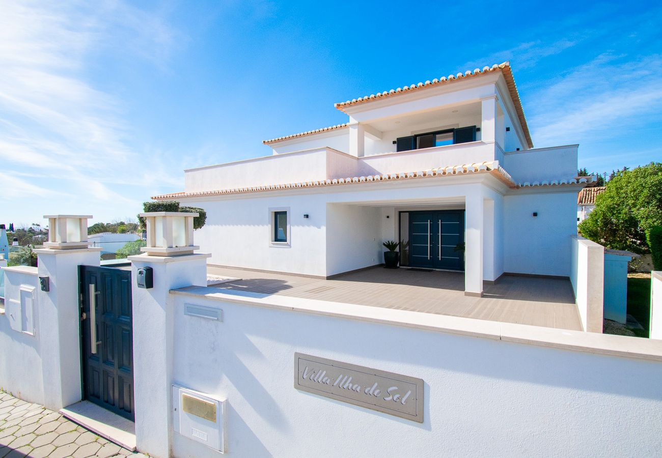 Villa em Carvoeiro - Ilha do Sol, a luxury villa in an ideal location!