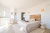 Villa em Estômbar - Casa Bela Vista: Elegant and spacious villa on Gramacho golf