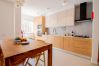 Apartamento em Carvoeiro - Casa Flor do Mar  Beautiful apt in the centre of Carvoeiro