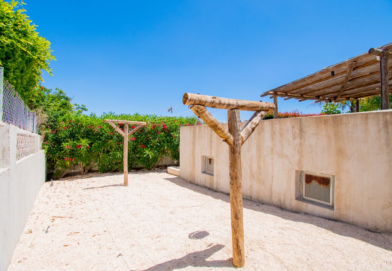 Villa em Carvoeiro - Villa Cactus, modern villa with two private swimming pools walking distance to the beach