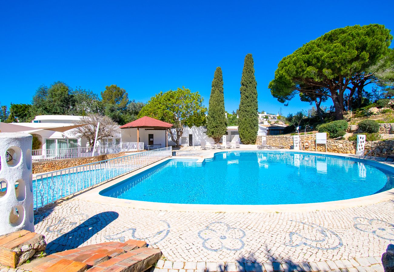 Apartamento em Carvoeiro - D9 Quinta do Paraiso, cosy apartment on fabulous resort