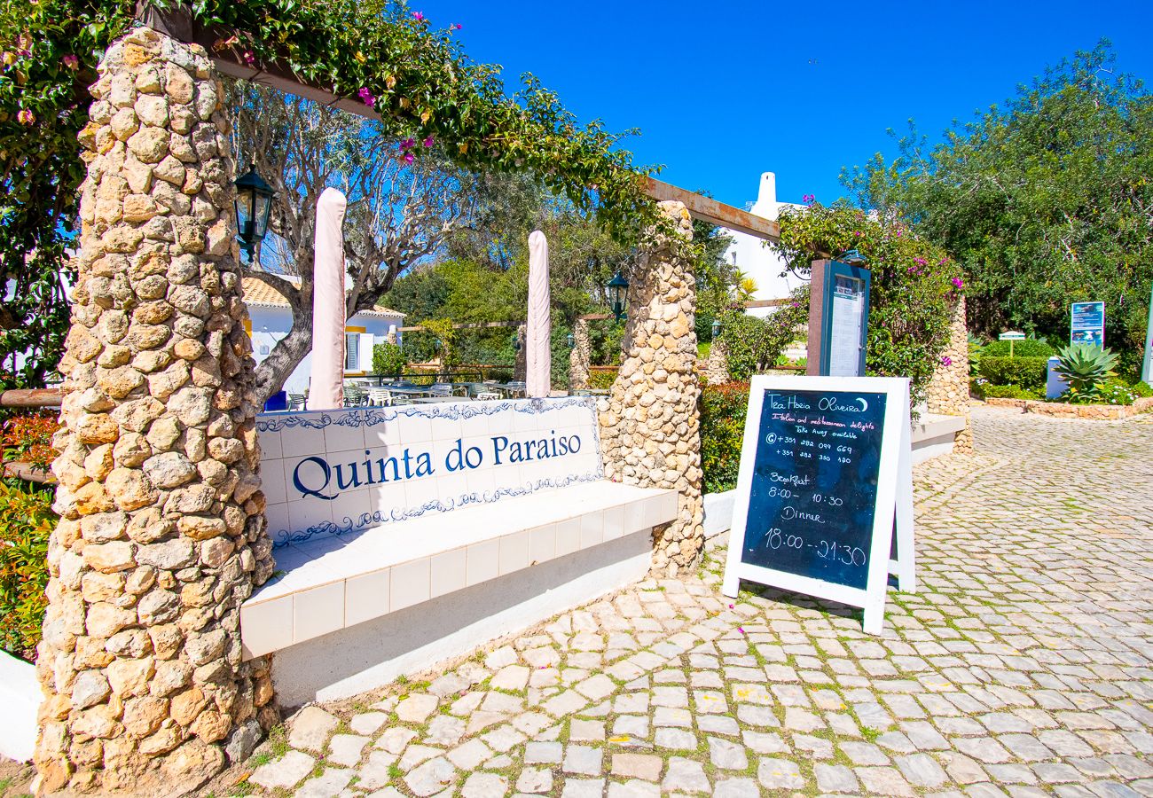 Apartamento em Carvoeiro - D9 Quinta do Paraiso, cosy apartment on fabulous resort