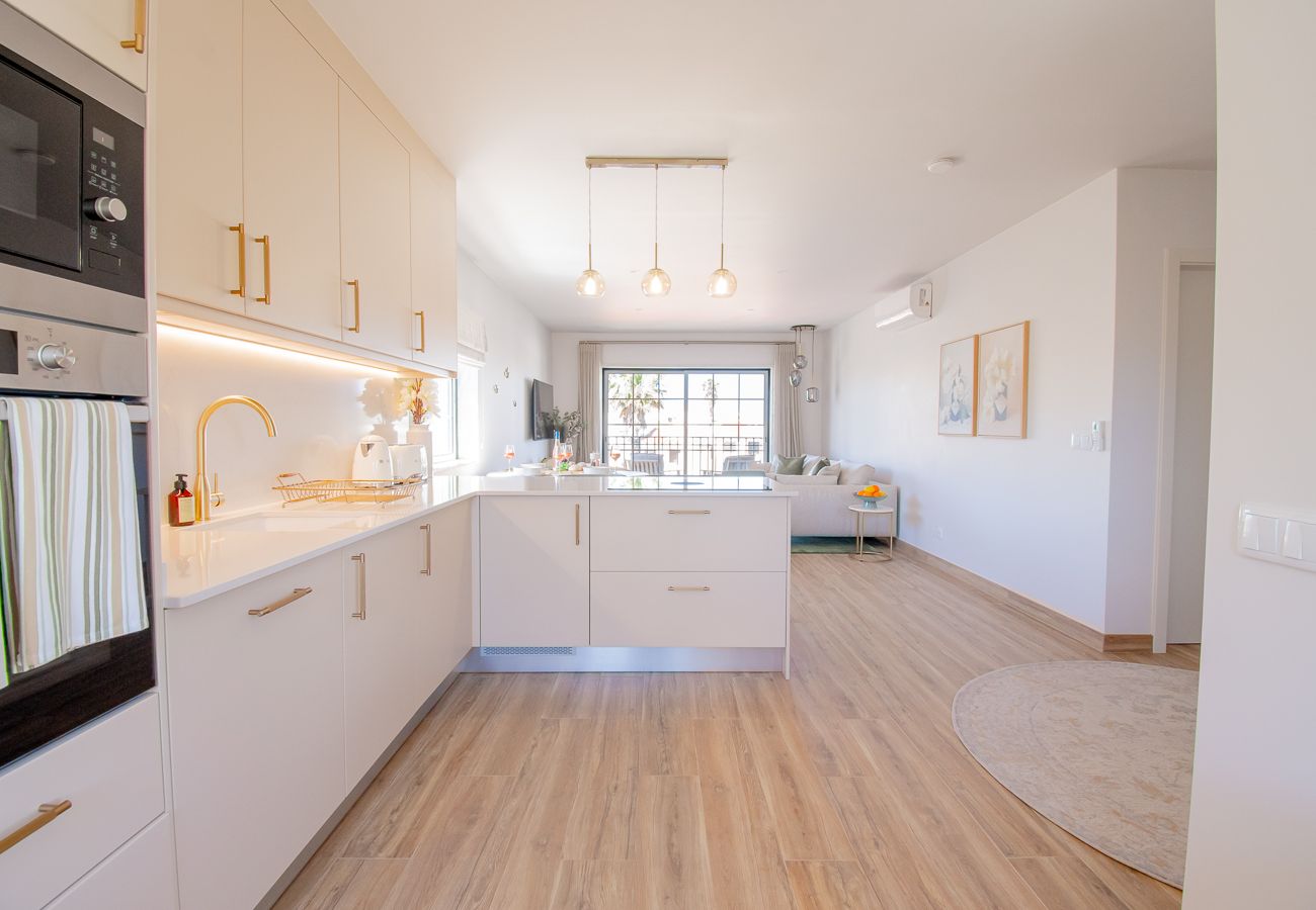 Apartment in Carvoeiro - Casa Francesca, renovated luxury townhouse walking distance of Carvoeiro