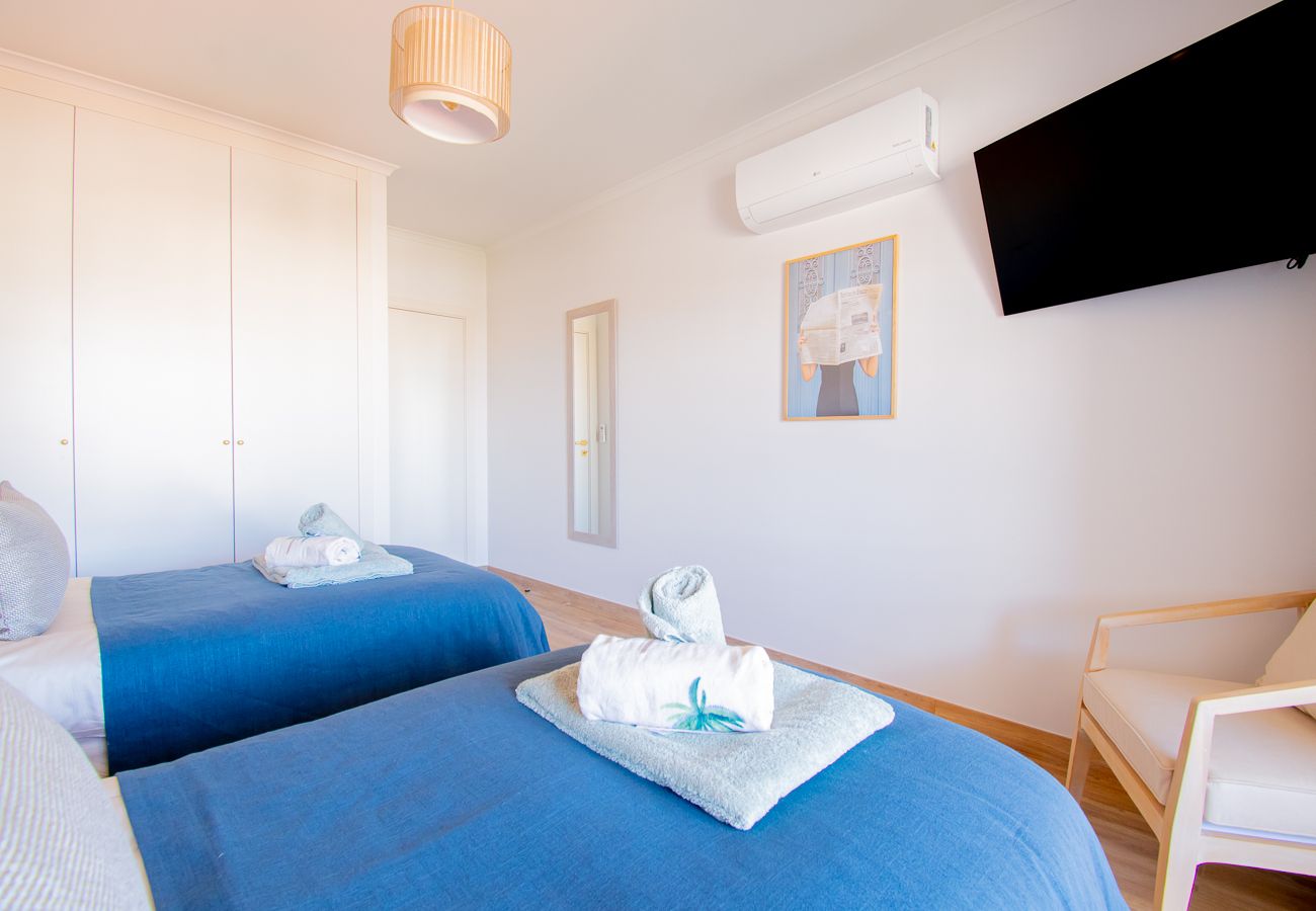Apartment in Carvoeiro - Casa Francesca, renovated luxury townhouse walking distance of Carvoeiro