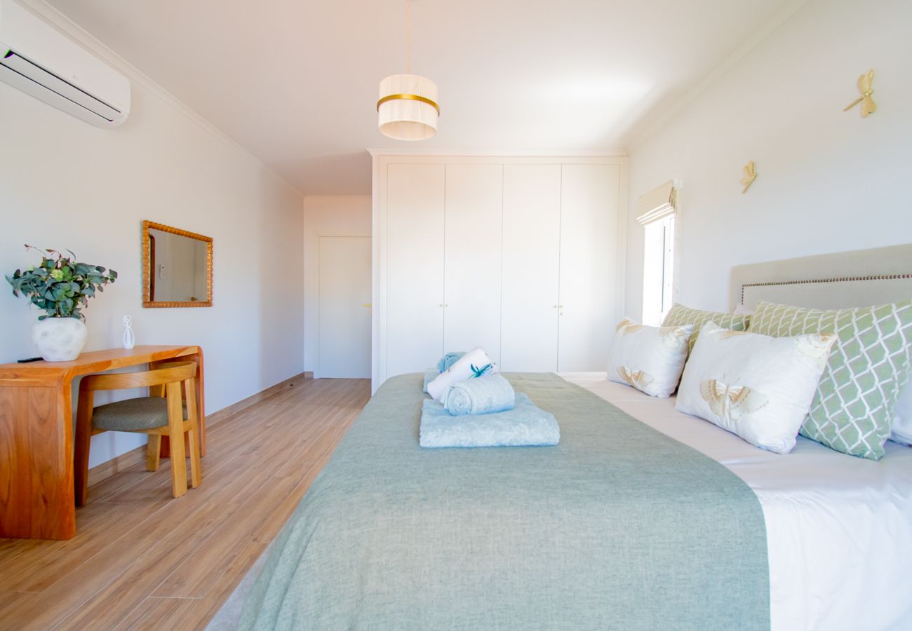 Apartment in Carvoeiro - Casa Francesca, renovated luxury townhouse walking distance of Carvoeiro