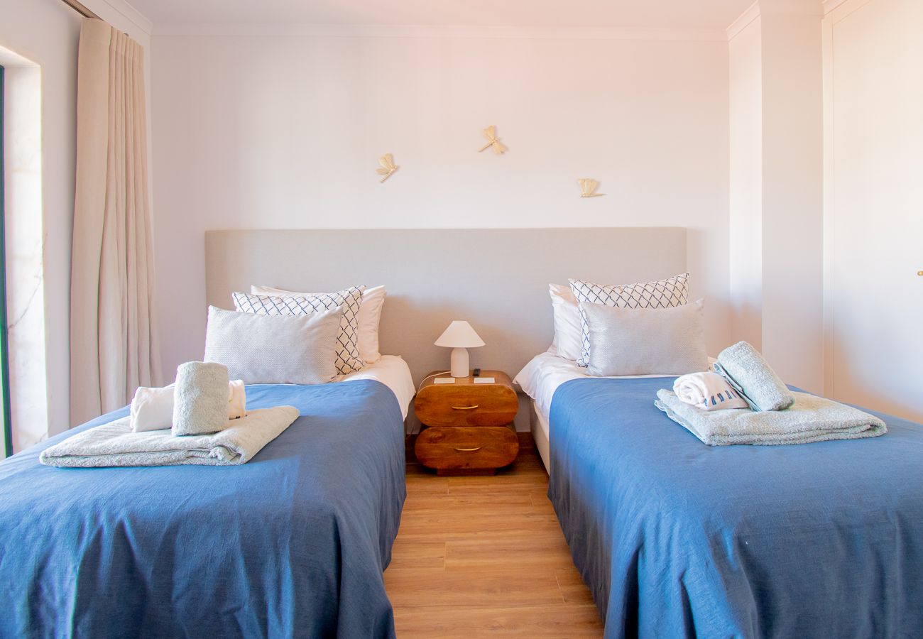 Apartment in Carvoeiro - Casa Francesca, renovated luxury townhouse walking distance of Carvoeiro