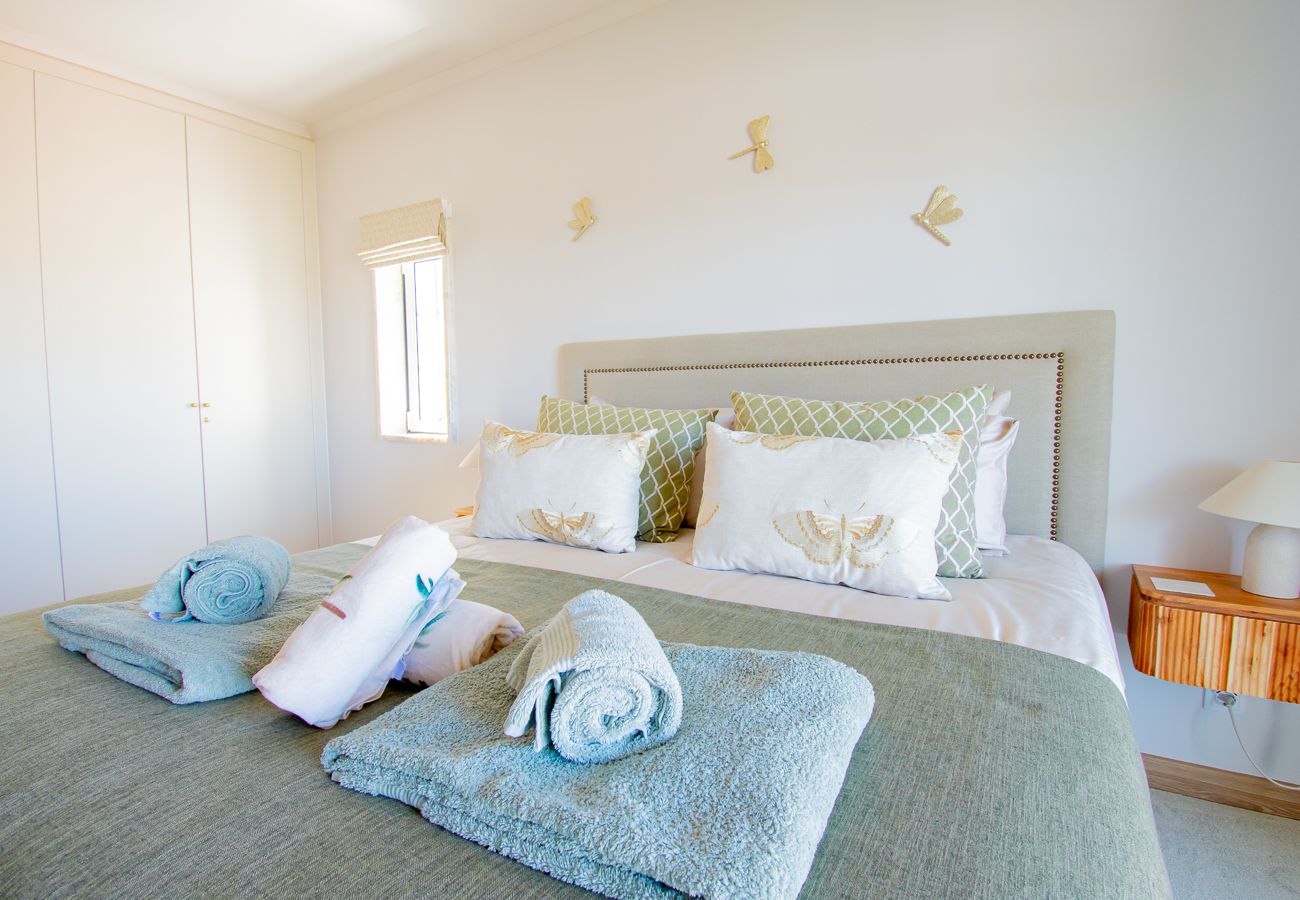 Apartment in Carvoeiro - Casa Francesca, renovated luxury townhouse walking distance of Carvoeiro