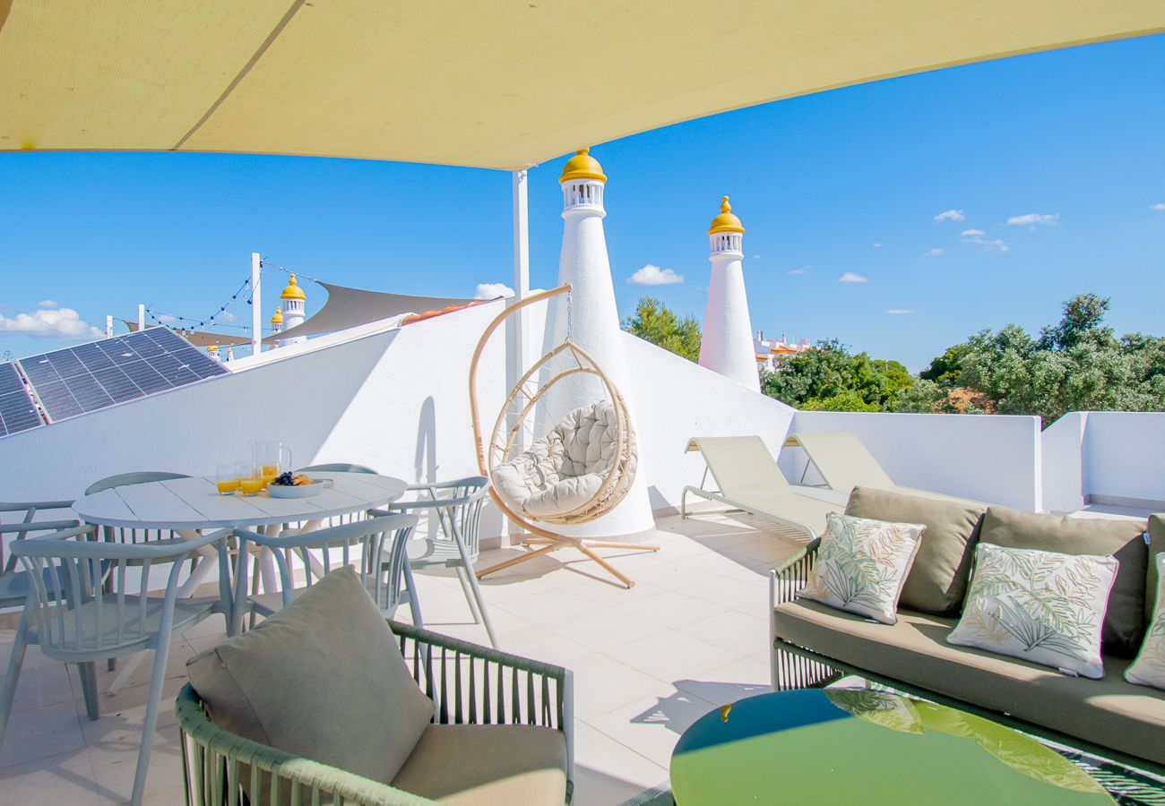 Apartment in Carvoeiro - Casa Francesca, renovated luxury townhouse walking distance of Carvoeiro