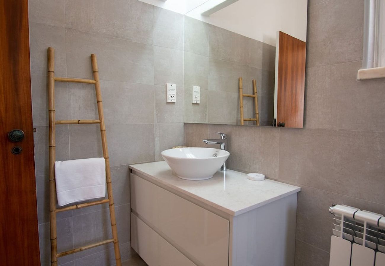 Villa in Carvoeiro - Vivenda Pomba Beautifully renovated with heated pool! 