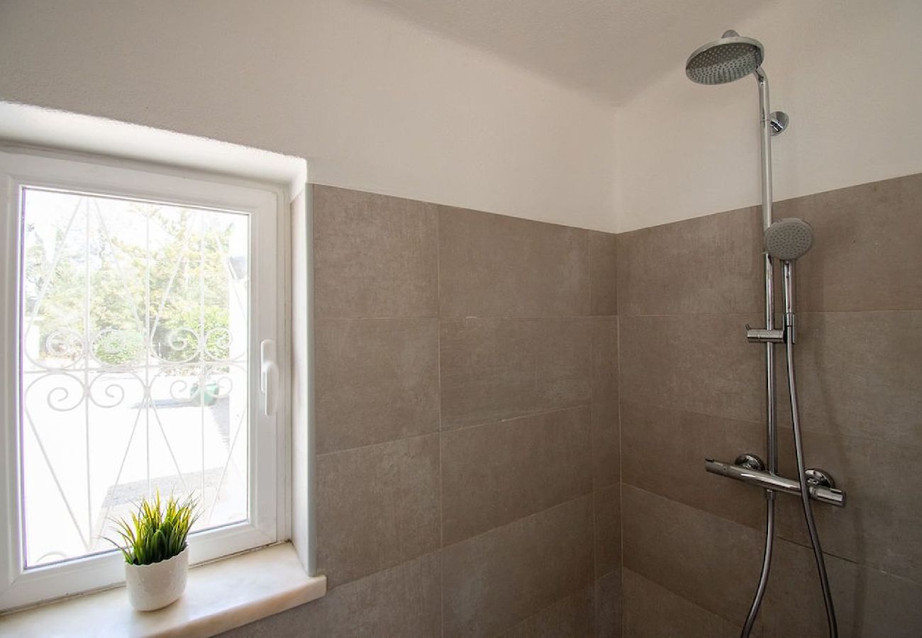 Villa in Carvoeiro - Vivenda Pomba Beautifully renovated with heated pool! 