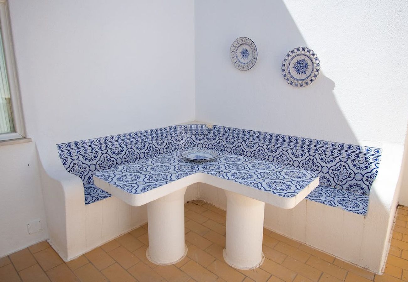 Villa in Carvoeiro - Vivenda Pomba Beautifully renovated with heated pool! 