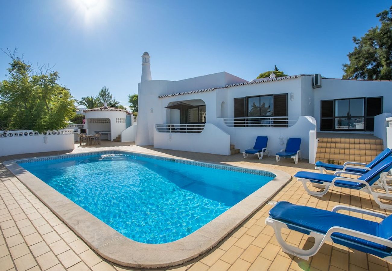 Villa in Carvoeiro -  Carosim Quiet location, close to beach, private pool 
