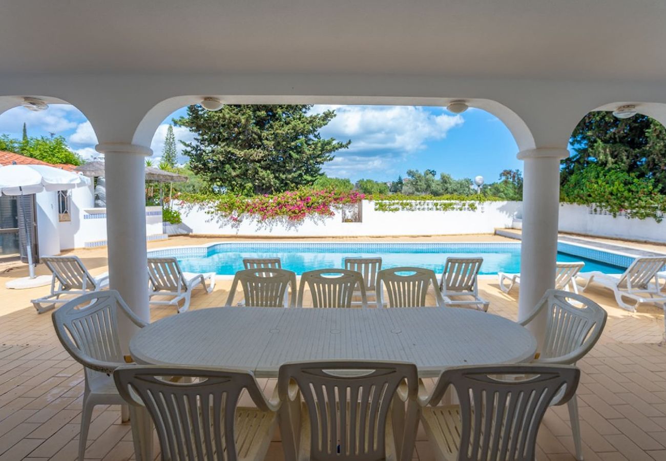 Villa in Carvoeiro - Joana Stunning Villa is a 10 Min Walk to the Beach