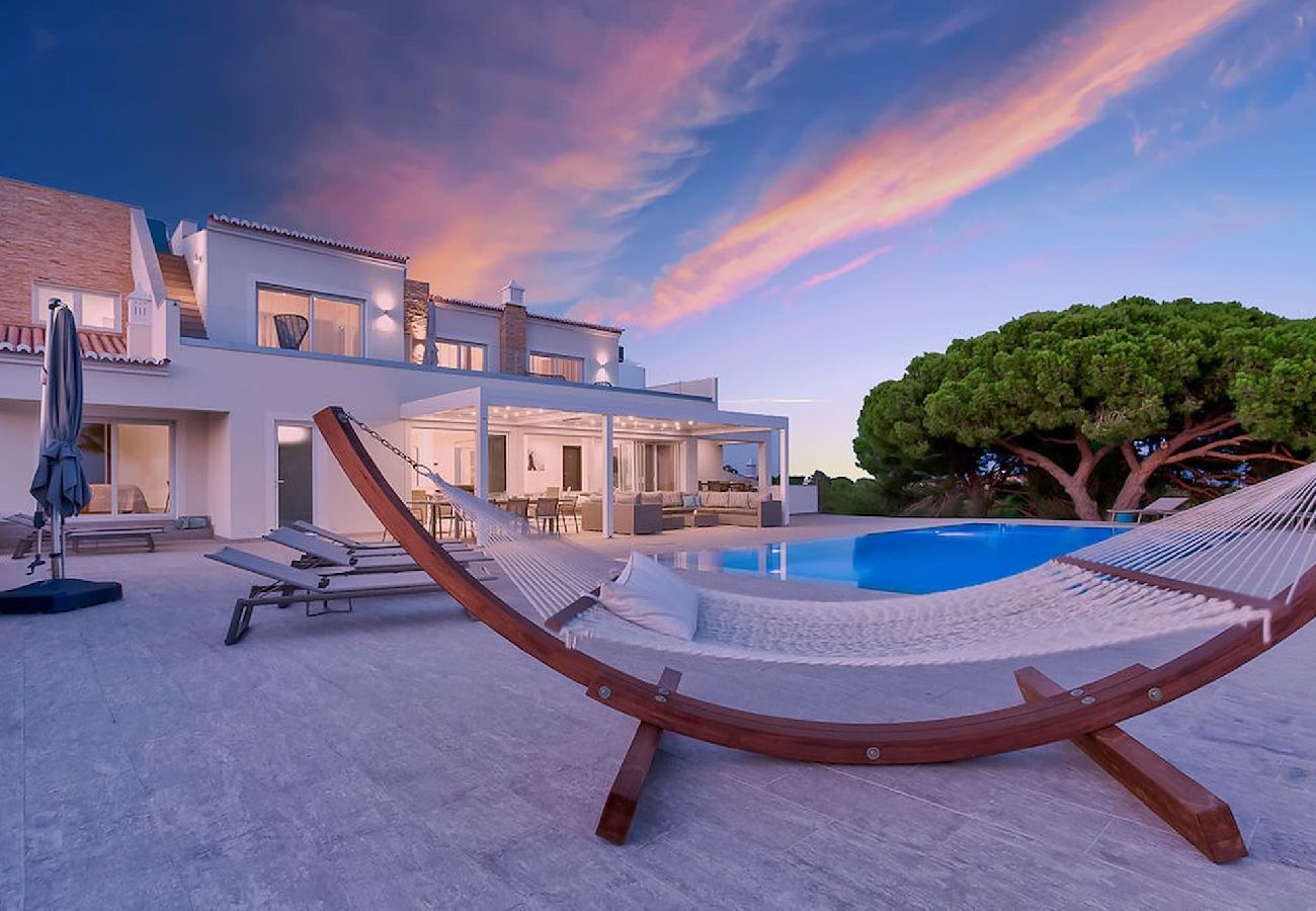 Villa in Lagoa -  Goldeneye Luxury 6 Bedroom Villa With Infinity Pool sea view 
