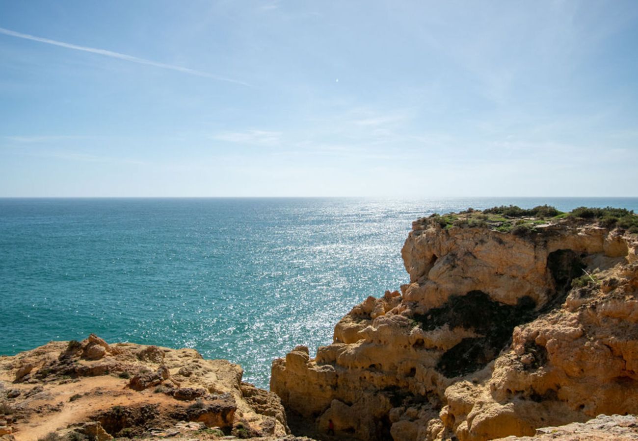 Apartment in Carvoeiro - 6 Centeanes Clifftop apartment, sea views and steps from beach 