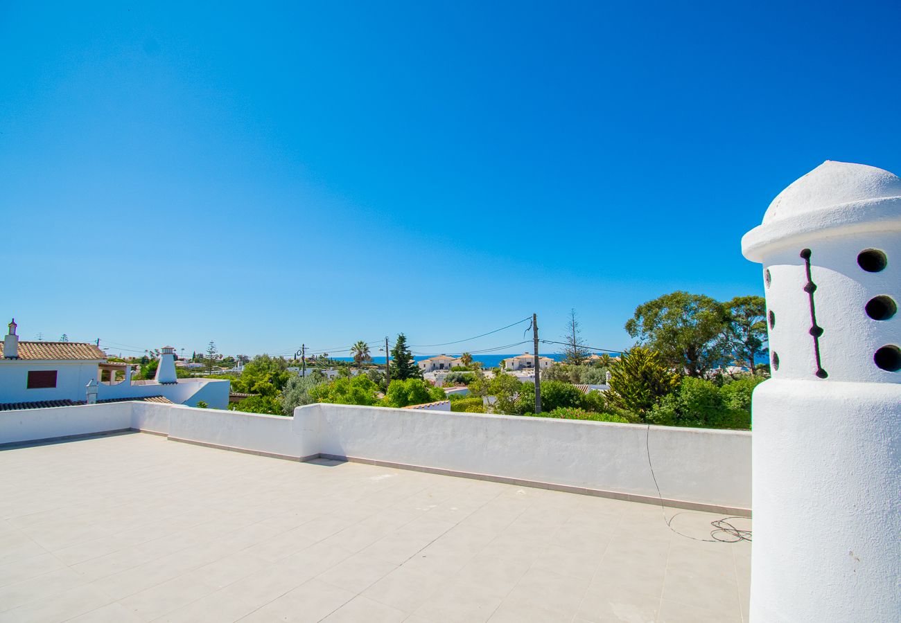 Villa in Carvoeiro - Casa Irena Spacious villa easy walk to Carvoeiro with heated pool