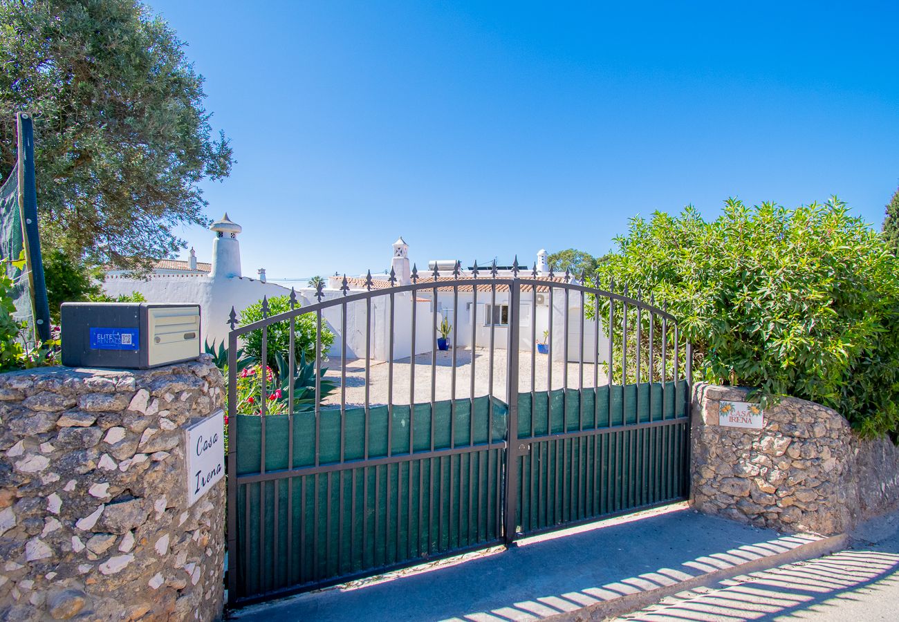 Villa in Carvoeiro - Casa Irena Spacious villa easy walk to Carvoeiro with heated pool