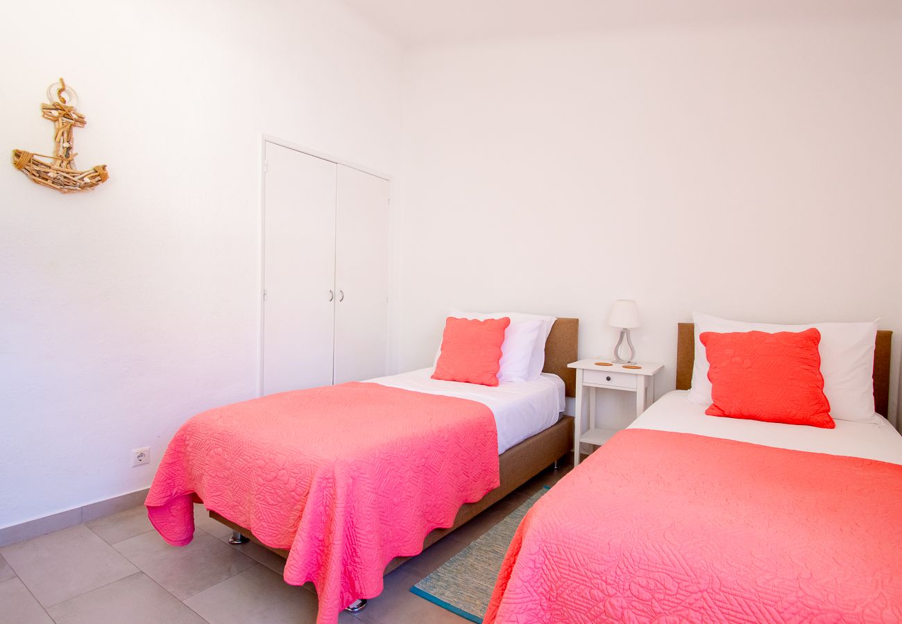 Villa in Carvoeiro - Casa Irena Spacious villa easy walk to Carvoeiro with heated pool