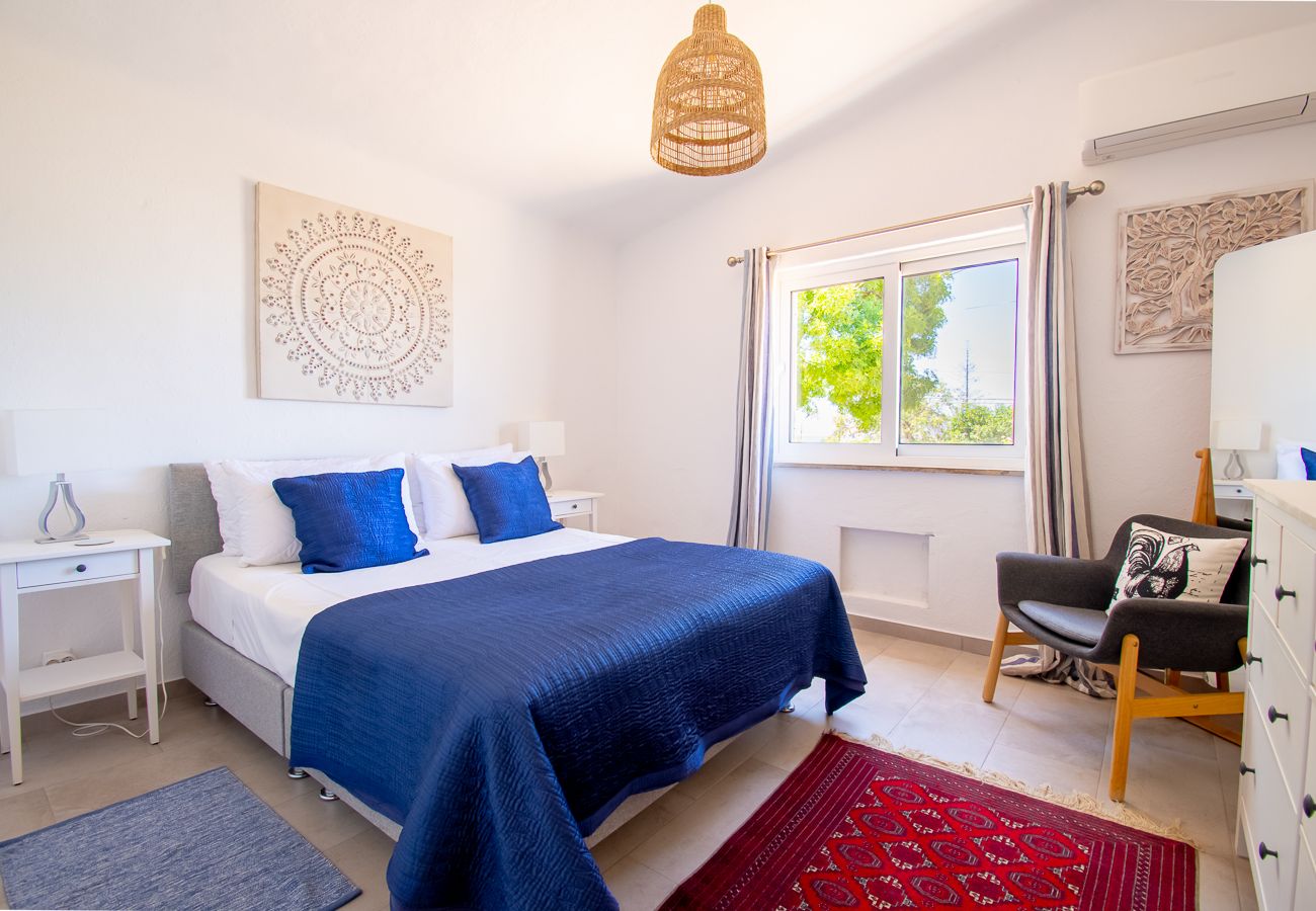 Villa in Carvoeiro - Casa Irena Spacious villa easy walk to Carvoeiro with heated pool
