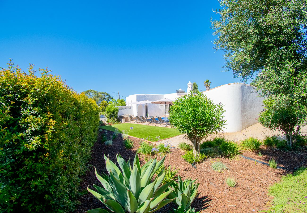 Villa in Carvoeiro - Casa Irena Spacious villa easy walk to Carvoeiro with heated pool