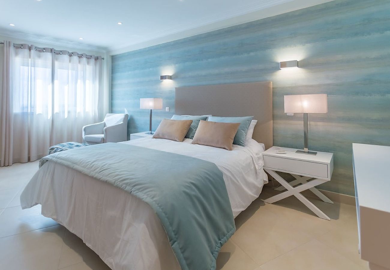 Apartment in Carvoeiro - Bay L Casa Mar Azul 