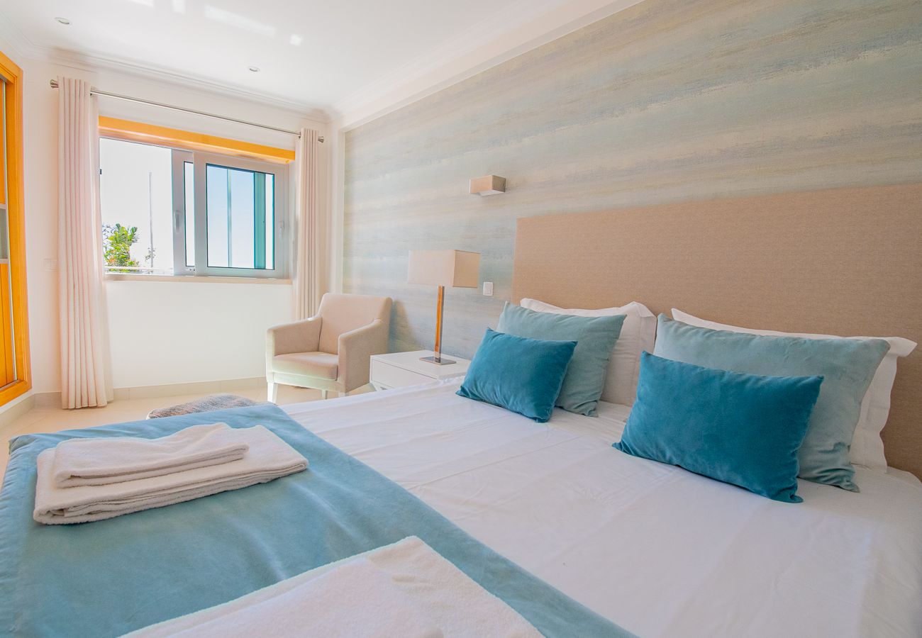 Apartment in Carvoeiro - Bay L Casa Mar Azul 