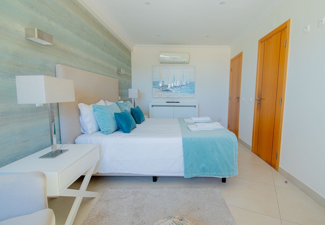 Apartment in Carvoeiro - Bay L Casa Mar Azul 