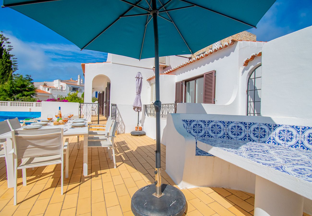 Villa in Carvoeiro -  Isobel · Spacius Family Villa With Private Pool!