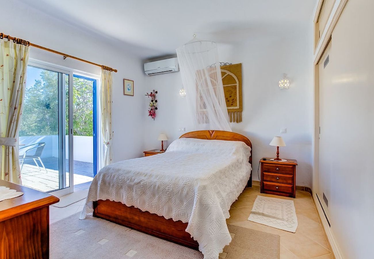 Villa in Lagoa - Engenho · Three Bed Villa With Beautiful Countryside Views 