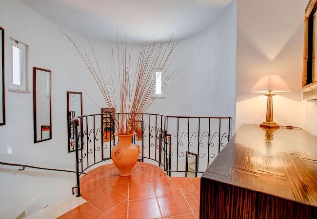 Villa in Carvoeiro -  Casa Ninho Spacious 5 bedroom villa in an enviable position. 