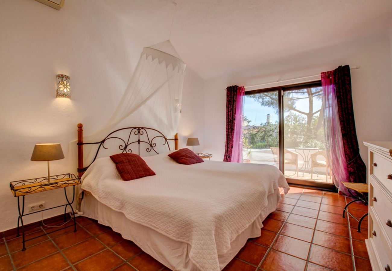 Villa in Carvoeiro - Villa Barlavento 4 Bedroom villa ideally situated