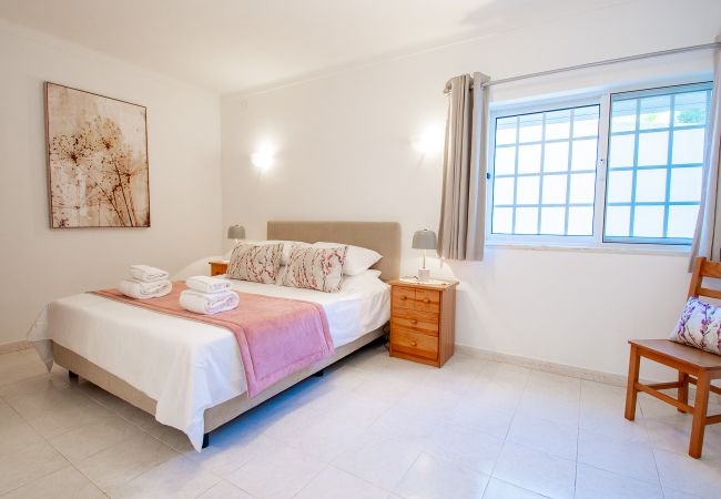 Villa in Carvoeiro - Casa Filipa: Great 6 bedroom Villa