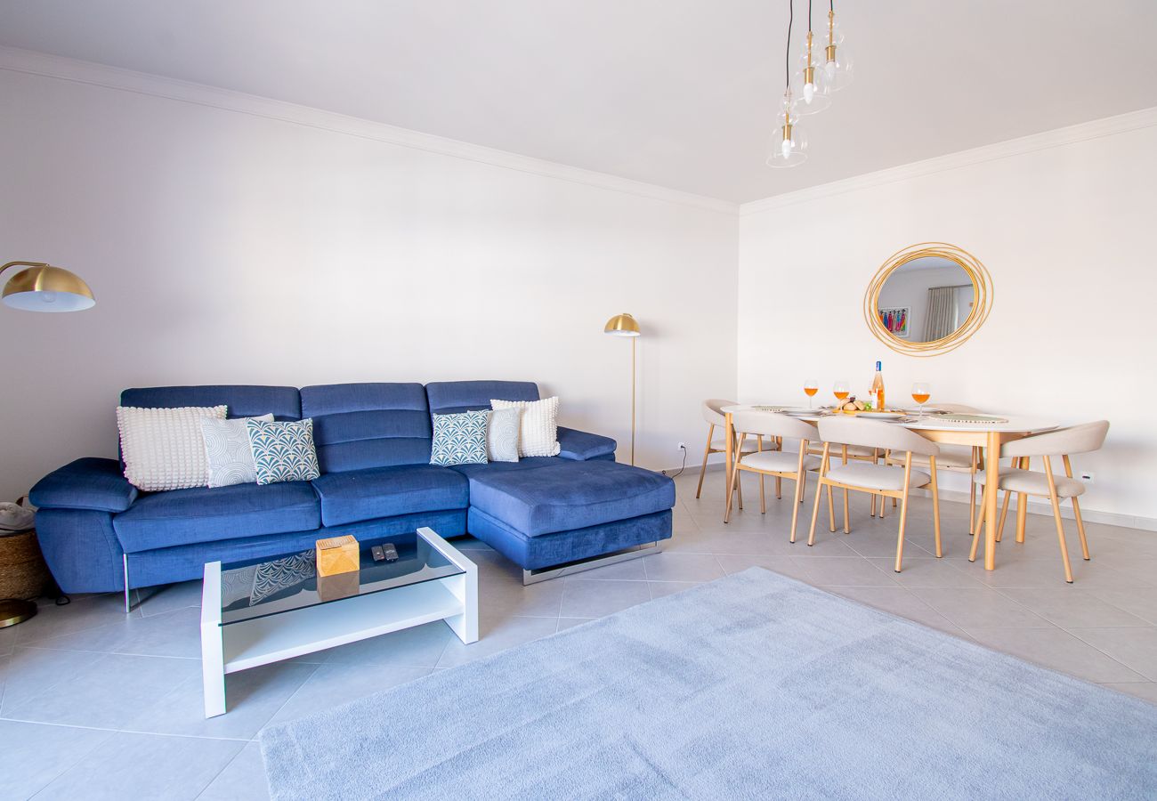 Apartment in Carvoeiro - Apt Q Stylish 2 Bedroom Apartment in the Heart of Carvoeiro with Parking