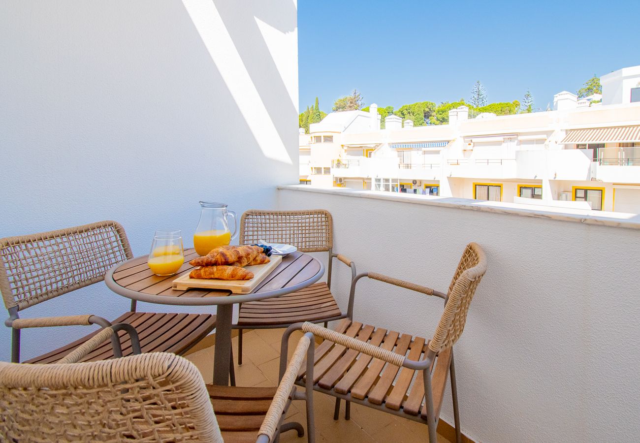 Apartment in Carvoeiro - Apt Q Stylish 2 Bedroom Apartment in the Heart of Carvoeiro with Parking