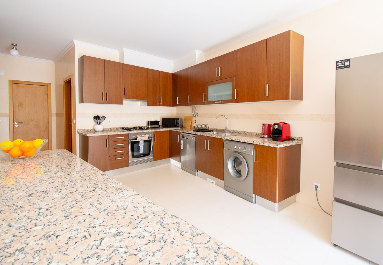 Apartment in Carvoeiro - Apt Q Stylish 2 Bedroom Apartment in the Heart of Carvoeiro with Parking