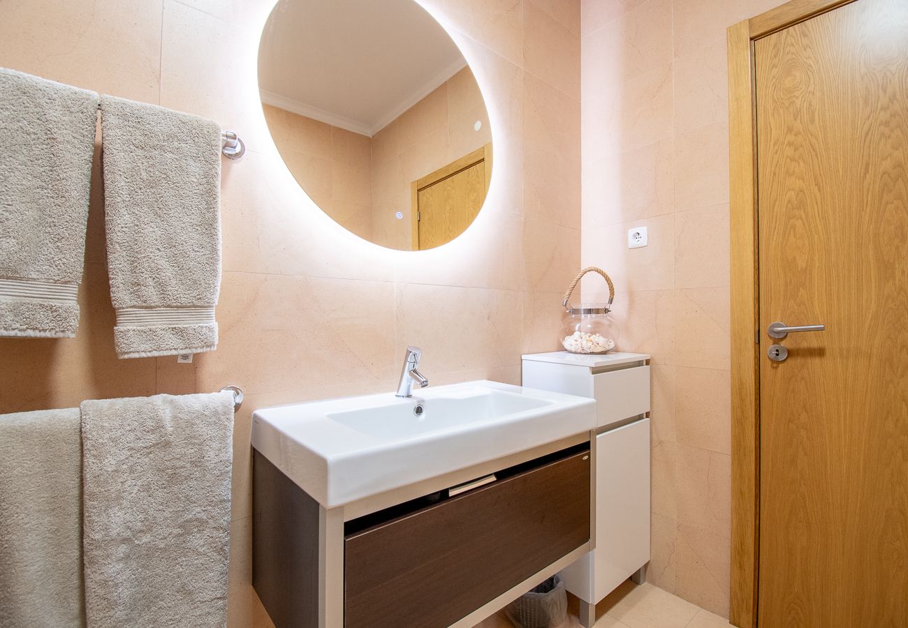 Apartment in Carvoeiro - Apt Q Stylish 2 Bedroom Apartment in the Heart of Carvoeiro with Parking