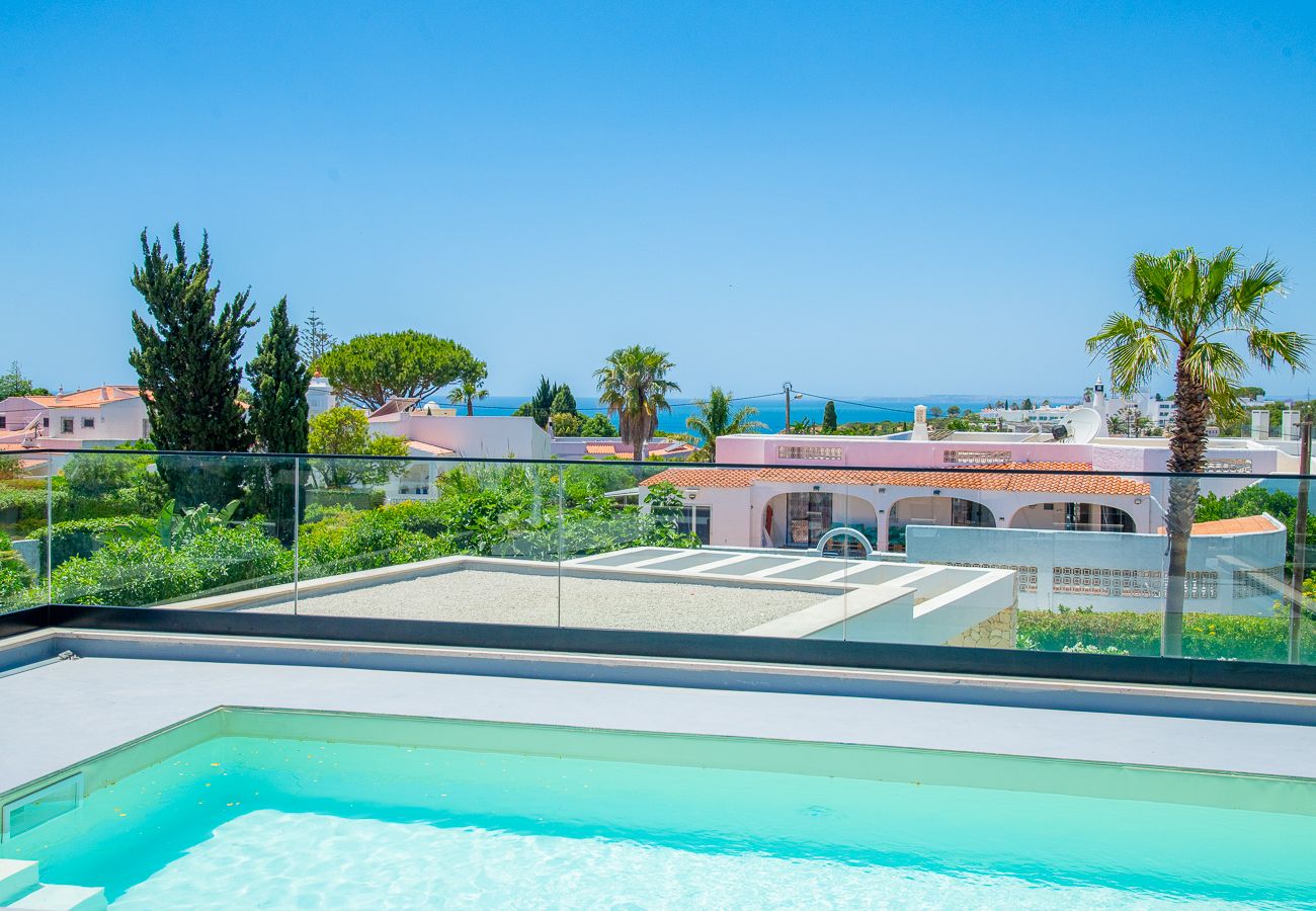 Villa in Carvoeiro - Villa Cactus, modern villa with two private swimming pools walking distance to the beach 